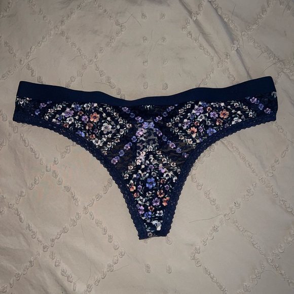 Victorias Secret Thong Underwear Size XL Bundle - Picture 3 of 11